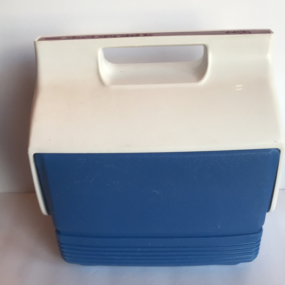 Igloo Minimate Cooler - Picture 2 of 8
